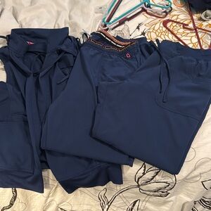 Heart soul bundle jogger/straight pants xl with large vest worn twice in navy